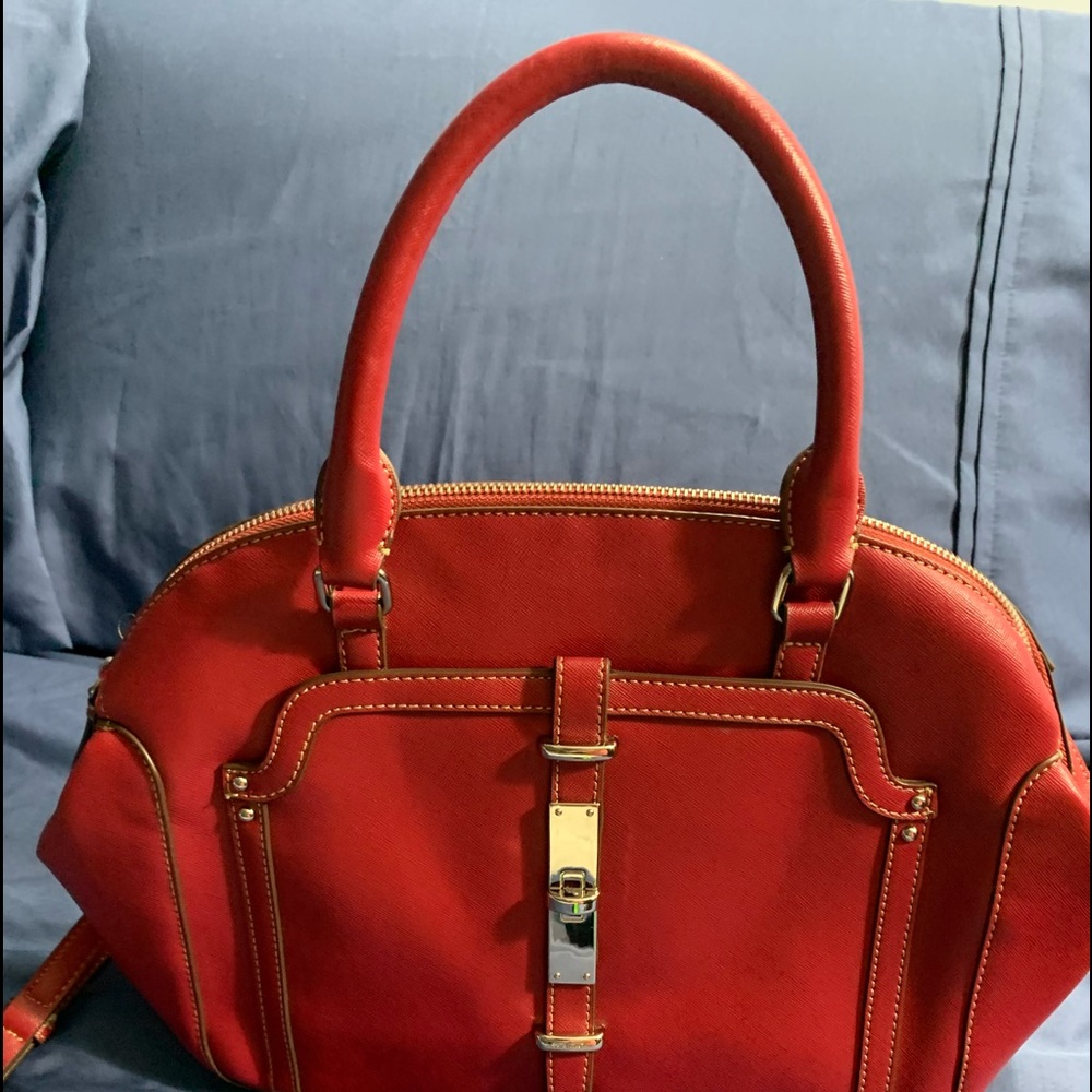 9 West Hand bag.